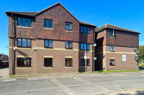 Wykeham Road, Sittingbourne, ME10 3NJ