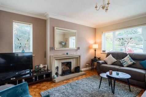 Grovelands Close, Charlton Kings, Cheltenham, GL53 8BS