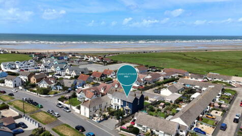 Golf Links Road, Westward Ho!