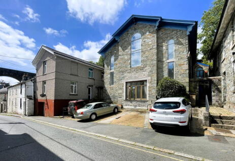 Bannawell Street, Tavistock...