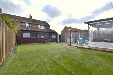 Needham Avenue, Quedgeley, Gloucester, GL2 2SF