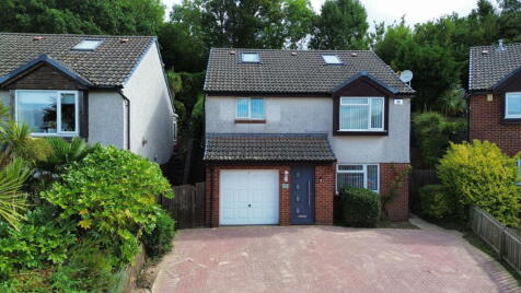 Falkland Drive, Kingsteignton