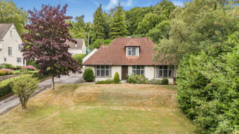 Cheltenham Road, Painswick, Stroud, GL6 6TS