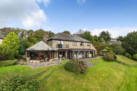 Oliver Court, St. Mellion, Saltash, PL12