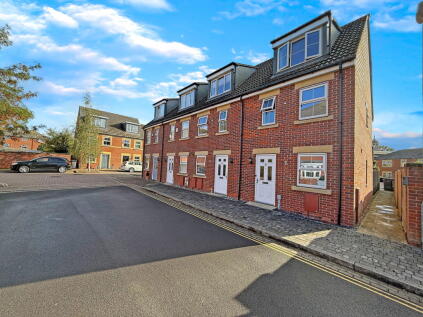 St. James Gardens, Trowbridge, BA14