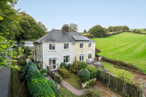 Florence Road, Callington, PL17