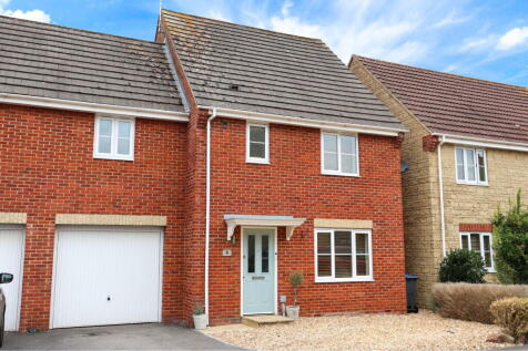 Kestrel Close, Calne