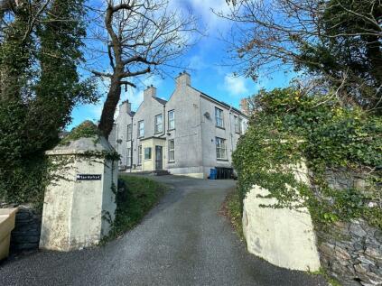 Holyhead - 6 bedroom block of apartments for sale