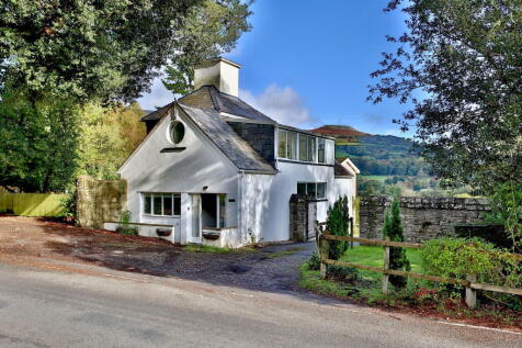 The Coach House, Llanwysg, Crickhowell, Powys, NP8 1LW