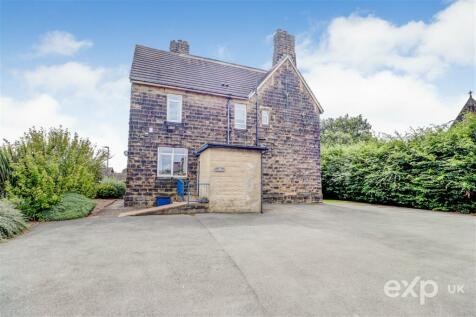 Featherstone - 6 bedroom detached house for sale
