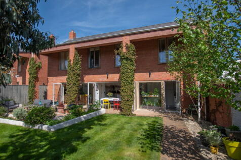 The Cherries, Humberston