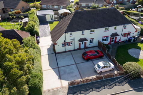 Carters Garth Close, Grainthorpe, Louth, LN11 7HY