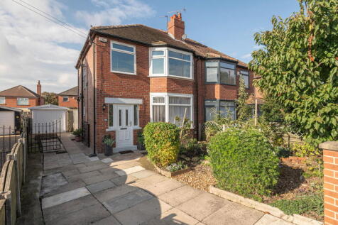 Cross Gates Avenue, Leeds, LS15 7QQ