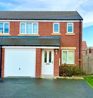 Sintering Crescent, Wakefield, WF1 2GN