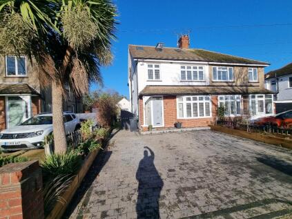 Poynings Avenue, Southend-On-Sea, Essex, SS2