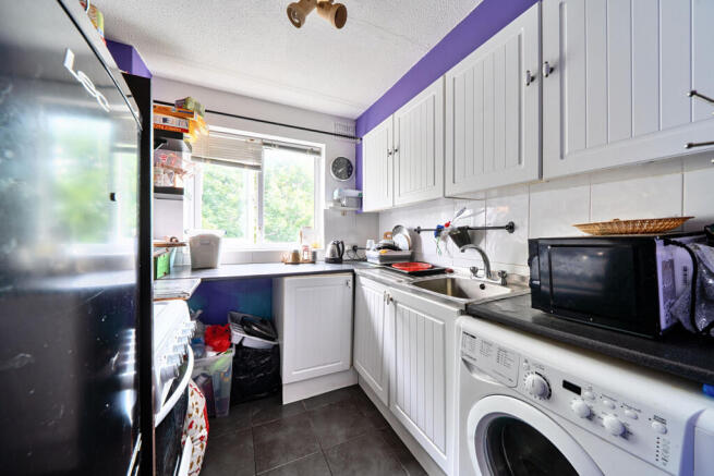 1316518-9-685d2c4...