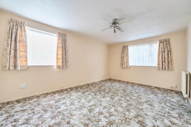 1333514-4-688a0f0...