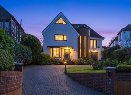 Hilltop Crescent, Portsmouth