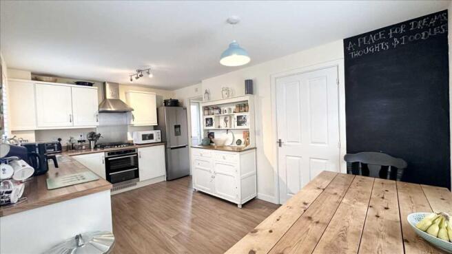 Kitchen / Diner