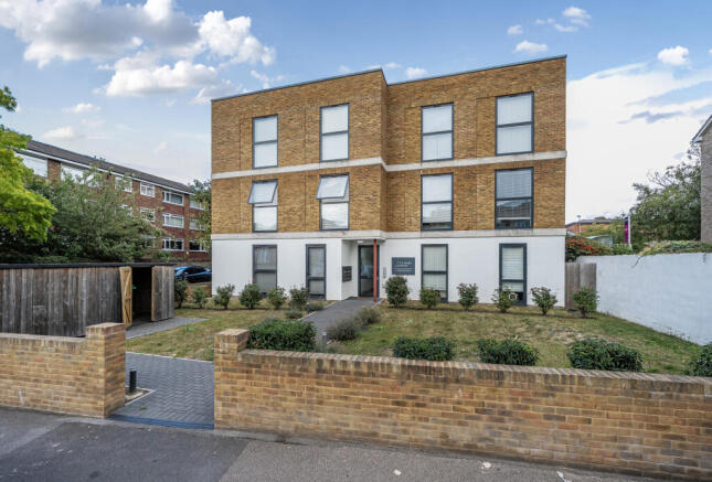 1343714-6-68b1c94...