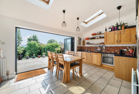 Benhill Road, Sutton, SM1