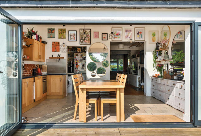 1310117-24-684be5...