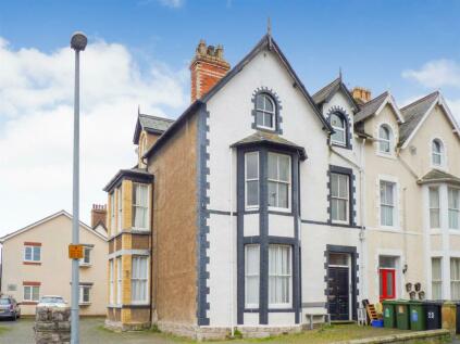Colwyn Bay - 6 bedroom house for sale
