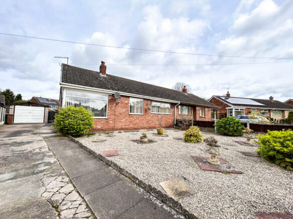 2 Bedroom Semi Detached Bungalow for Sale