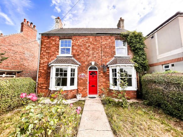 Charming Victorian Family Home in Thealby - A Per