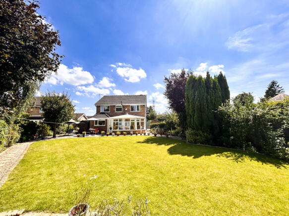 Charming Four-Bedroom Detached Family Home in Ash
