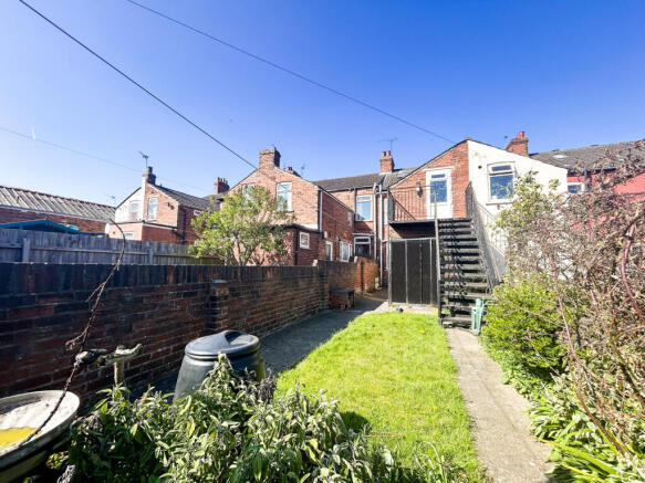 Versatile Three-Bedroom Terraced Property with No