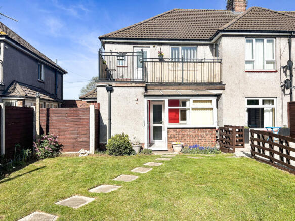 Two-Bed Ground Floor Flat with South-Facing Garde