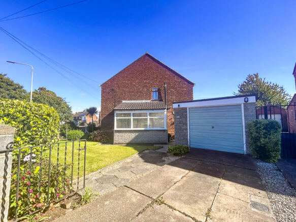 Spacious Family Home with No Chain in Sought-Afte