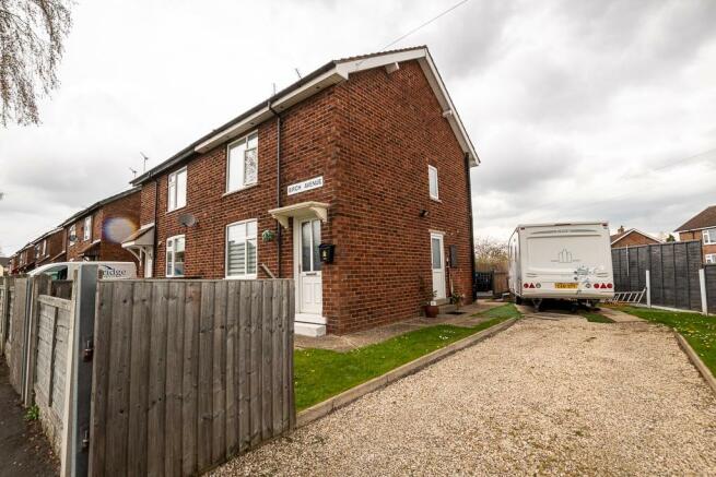 3 bedroom semi-detached house  for sale Brigg