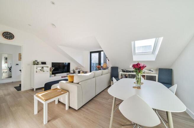 Davidson Frost-Wellings, DFW, Milburn House, Livin