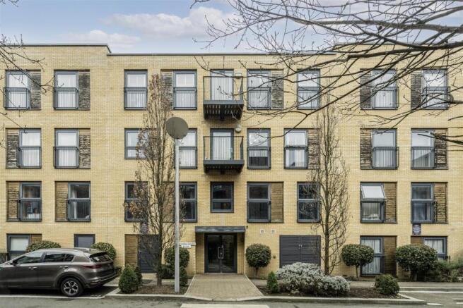 Davidson Frost-Wellings, DFW, Stanmore Place, EXT.