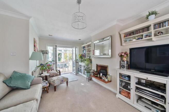 Davidson Frost-Wellings, DFW, Kenton Lane, Living