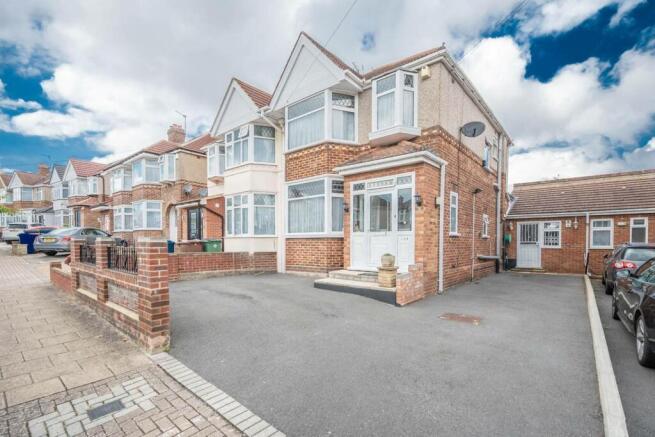 Davidson Frost-Wellings, DFW, Portland Crescent, F