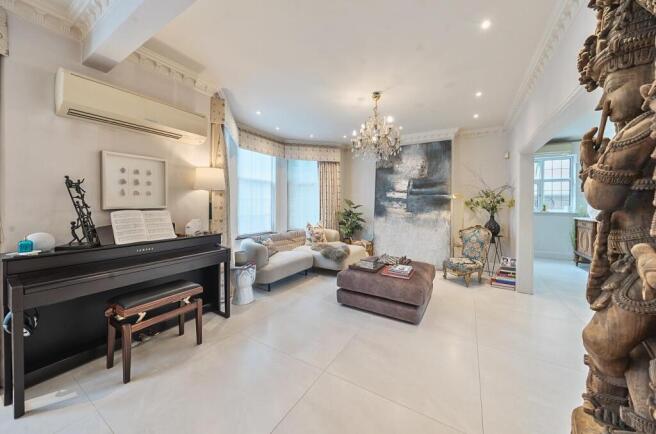 Davidson Frost-Wellings, DFW, Uxbridge Road, Livin
