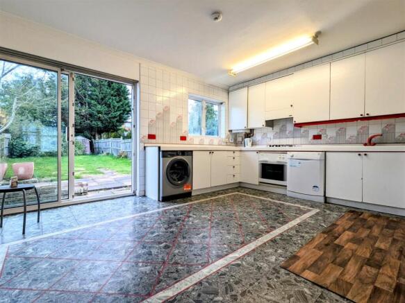 Davidson Frost-Wellings, DFW, Farm Road, Edgware, 