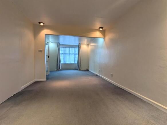 Davidson Frost-Wellings, DFW, Farm Road, Edgware, 