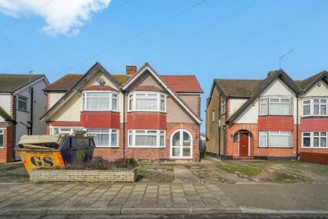 Hiliary Gardens, Stanmore, HA7