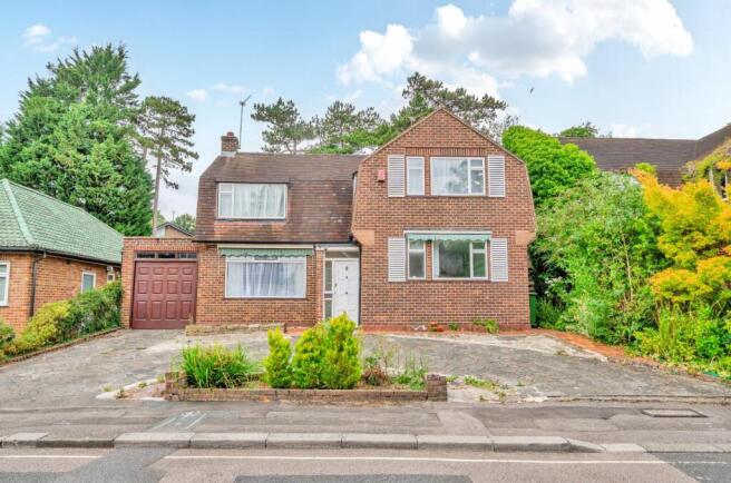 Davidson Frost-Wellings, DFW, Ben Hale Close, Fron