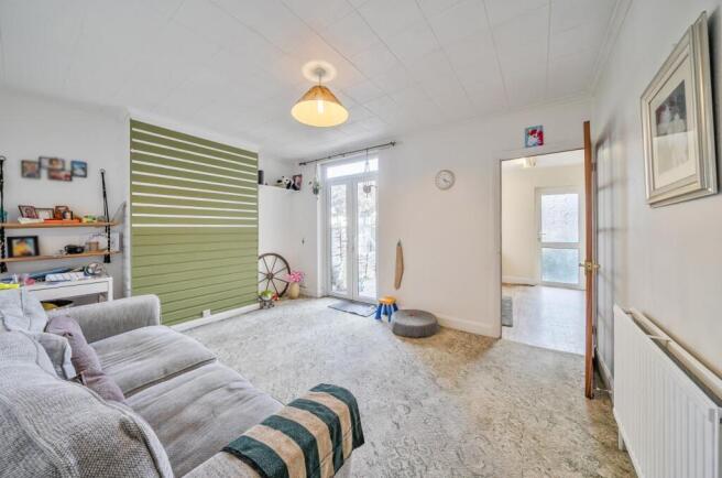 Davidson Frost-Wellings, DFW, Locket Road, Living 