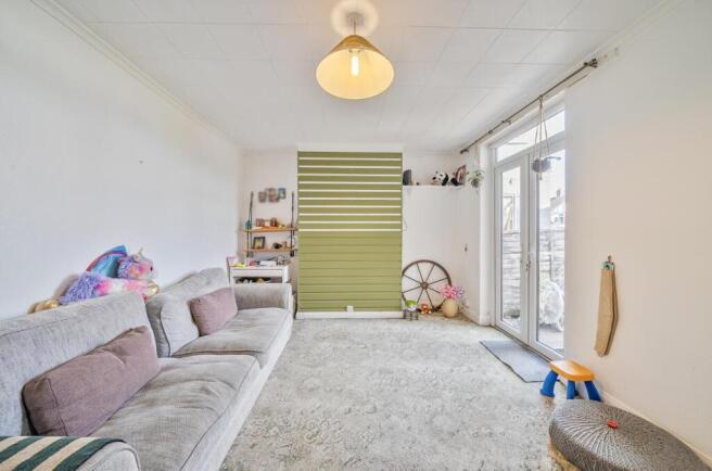 Davidson Frost-Wellings, DFW, Locket Road, Living 