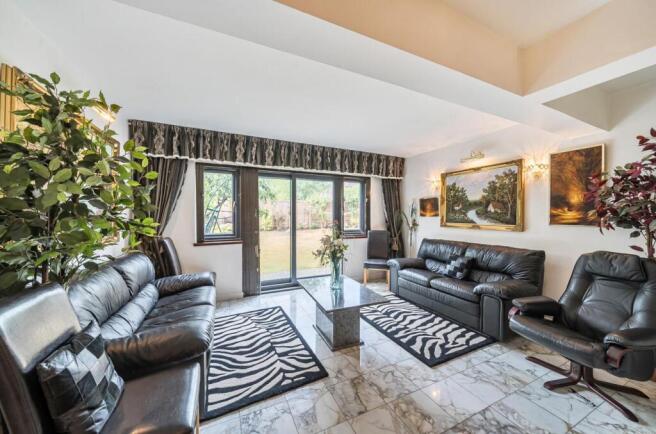 Davidson Frost-Wellings, DFW, Chartley Avenue, Sta