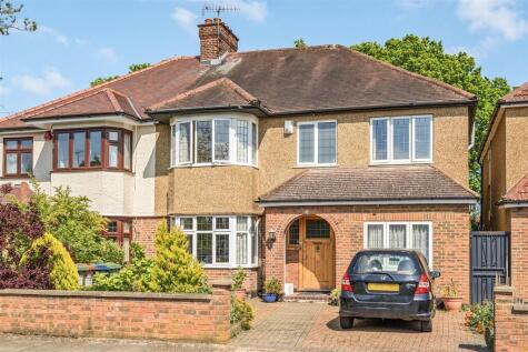 Whitchurch Gardens, Edgware, HA8