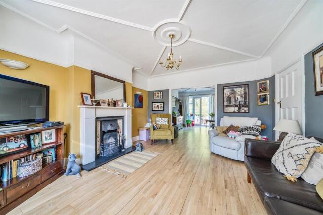 Davidson Frost-Wellings, DFW, Whitchurch Gardens,