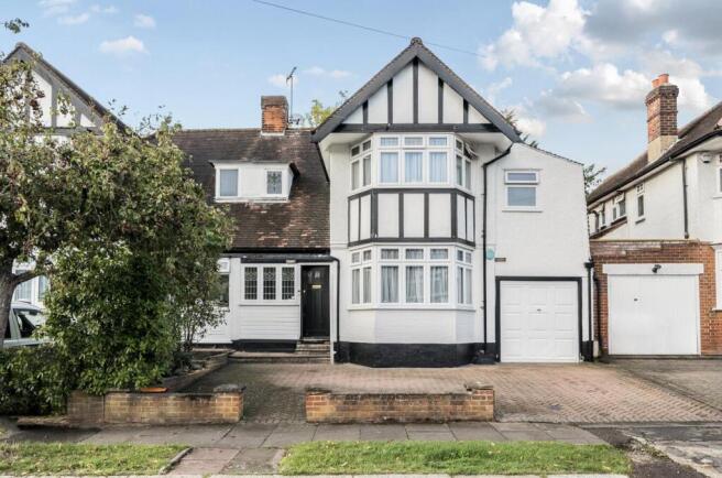 Davidson Frost-Wellings, DFW, Lansdown Road, Stanm