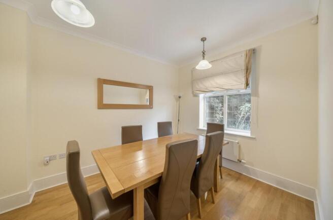 Davidson Frost-Wellings, DFW, Fauna Close, Dining 